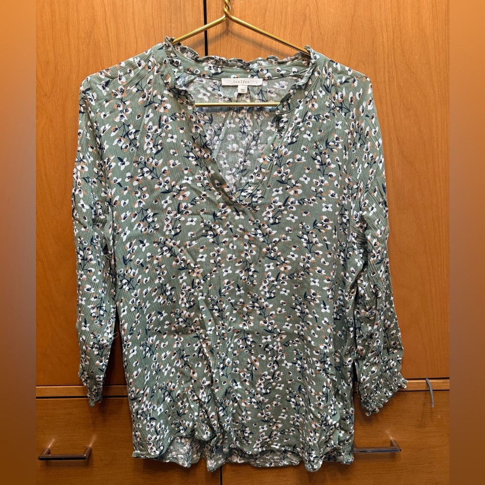 Fun 2 Fun by Stitch Fix Olive Floral Blouse